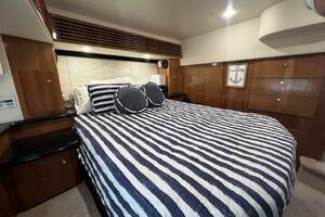 Tranquility 40ft Carver Yacht For Sale
