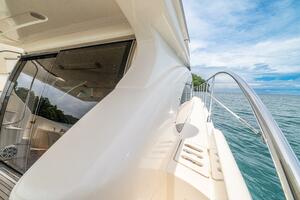 2007 Azimut 55 