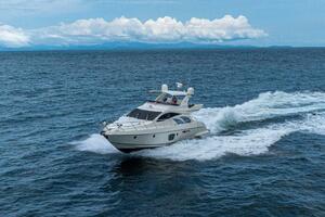 2007 Azimut 55 