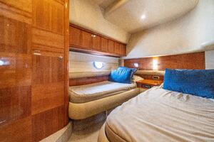 2007 Azimut 55 