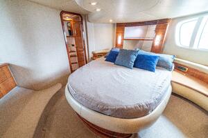2007 Azimut 55 