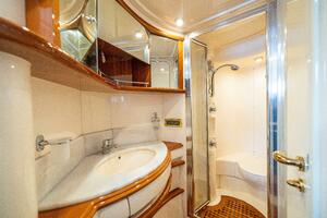 2007 Azimut 55 