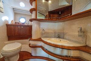 2007 Azimut 55 