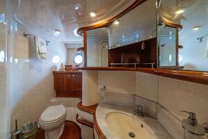 2007 Azimut 55 