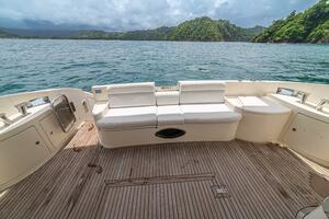 2007 Azimut 55 
