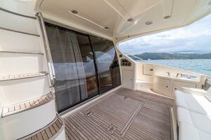 2007 Azimut 55 