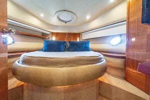 2007 Azimut 55 