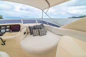 2007 Azimut 55 