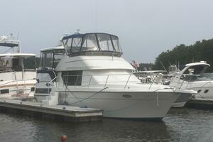 SEA DELIVERY 35ft Carver Yacht For Sale