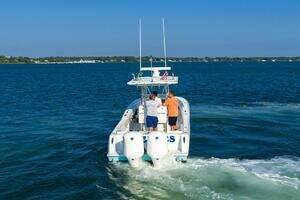 2016 Invincible 33 Open Fisherman thumbnail 5