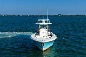 2016 Invincible 33 Open Fisherman thumbnail 3