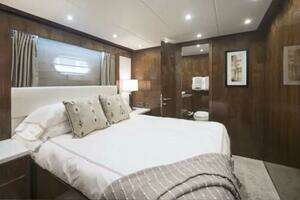 2017 Hargrave Raised Pilothouse thumbnail 20