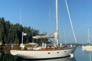 KATRINKA 1970 Bristol  Yacht For Sale in Brooklin ME