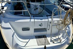 Incorrigible 31ft Beneteau Yacht For Sale