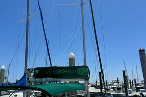 Incorrigible 31ft Beneteau Yacht For Sale