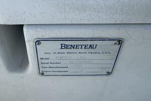 Incorrigible 31ft Beneteau Yacht For Sale
