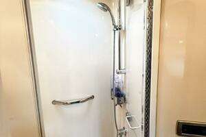 2008 Sea Ray 44 Sedan Bridge thumbnail 23