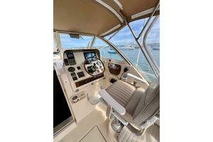 30ft Mainship Yacht For Sale