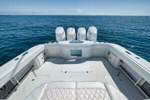 2023 Yellowfin 39' Offshore thumbnail 21