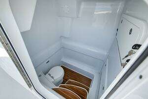 2023 Yellowfin 39' Offshore thumbnail 13