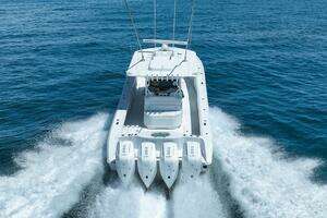 2023 Yellowfin 39' Offshore thumbnail 5