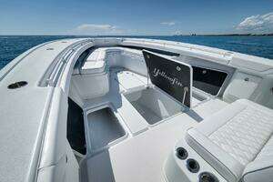 2023 Yellowfin 39' Offshore thumbnail 9