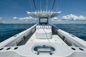 2023 Yellowfin 39' Offshore thumbnail 24