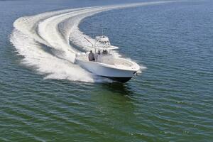 2020 Invincible 39 Open Fisherman Exterior Profiles (12)