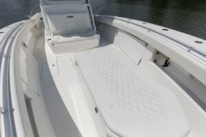 2020 Invincible 39 Open Fisherman Bow (2)