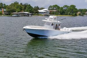 2020 Invincible 39 Open Fisherman Exterior Profiles (9)