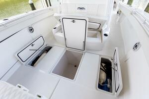 2020 Invincible 39 Open Fisherman Storage (3)