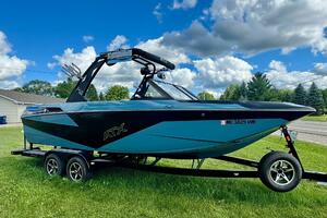 24ft ATX Surf Boats Yacht For Sale