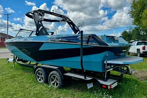 24ft ATX Surf Boats Yacht For Sale
