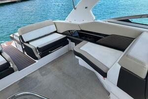 32ft Regal Yacht For Sale