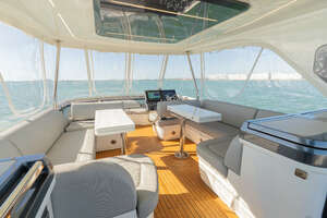 2024 Galeon 560 FLY thumbnail 24