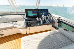 2024 Galeon 560 FLY thumbnail 29