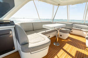 2024 Galeon 560 FLY thumbnail 23