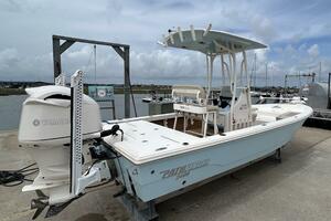 24ft Pathfinder Yacht For Sale