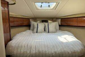 2003 Sea Ray 420 Sundancer thumbnail 31