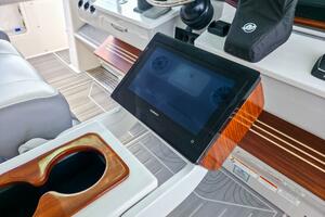 Photo 5603569 for 2025 Regal 50 SAV  