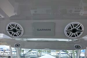 Photo 5603572 for 2025 Regal 50 SAV  