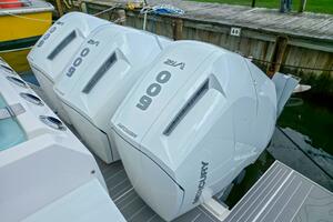 Photo 5603543 for 2025 Regal 50 SAV  