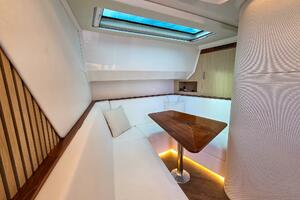 Photo 5603578 for 2025 Regal 50 SAV  