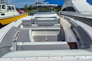 Photo 5603554 for 2025 Regal 50 SAV  