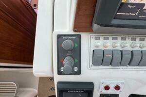 2013 Back Cove 30 thumbnail 48