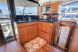 44FT (13.41M) AQUILA yacht for sale