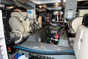 44ft Carver Yacht For Sale