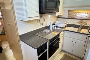44ft Carver Yacht For Sale