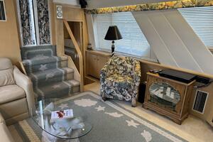 44ft Carver Yacht For Sale