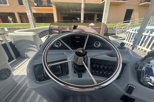 26ft Leisurecraft Yacht For Sale